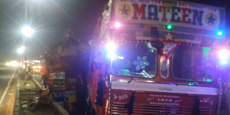 भीषण अपघात! ट्रकचा ब्रेक फेल;चालक जागीच ठार