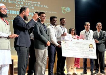 राष्ट्रीय स्पर्धेत करण रेवसकरची टीम अव्वल