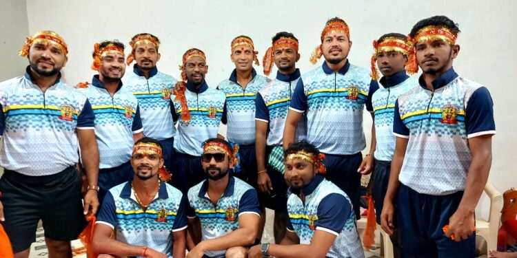 पारंपारीक कला जिवंत ठेवण्यासाठी तरूणांची धडपड