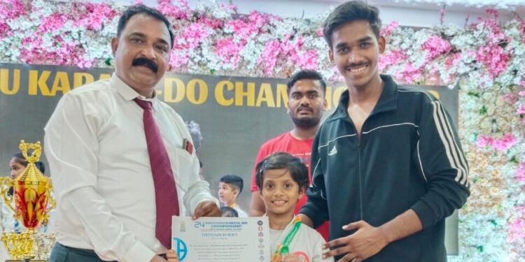 अलिबागच्या कायरा घरतची सुवर्ण कामगिरी