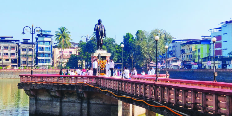 चवदार तळे राष्ट्रीय स्मारकाकडे शासनाचे दुर्लक्ष