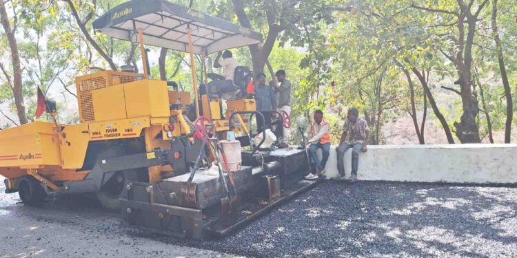 माथेरान घाटरस्त्याची दुरुस्ती फास्टट्रॅकवर