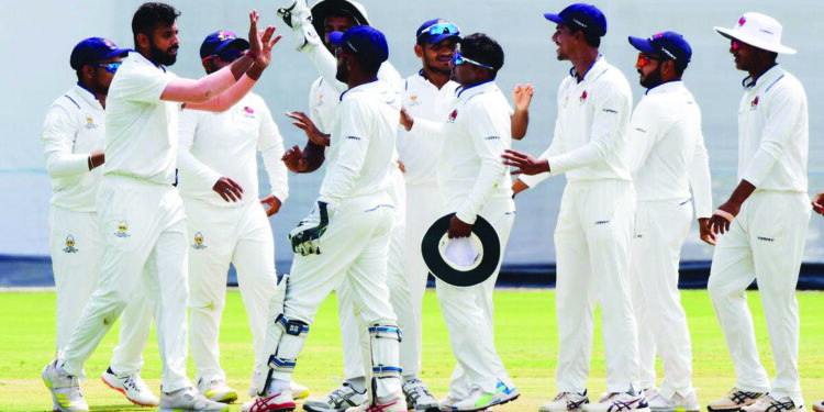 मुंबई रणजी करंडक स्पर्धेच्या अंतिम फेरीत