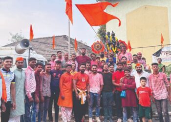 शिवज्योत नेण्यासाठी किल्ले रायगडावर गर्दी