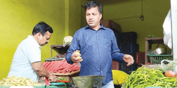 रायगडात लिंबूचे भाव वधारले