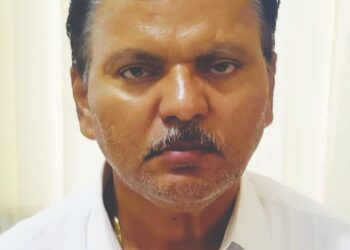 विश्‍वास म्हात्रे यांचे निधन