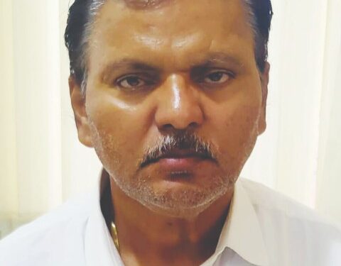 विश्‍वास म्हात्रे यांचे निधन