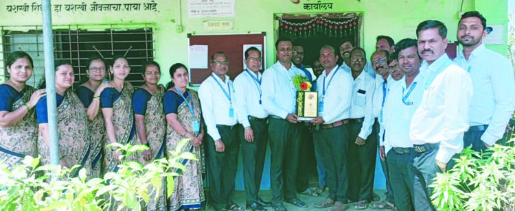 प्रतीक पेडणेकर यांचा सत्कार