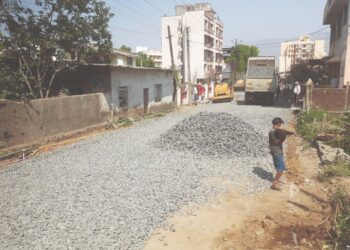 शिवाजी महाराज नगरात विकास कामे अपूर्ण