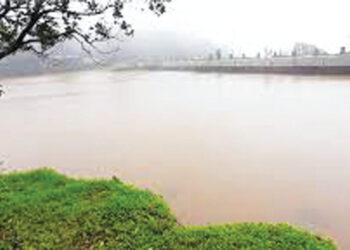 माथेरानचा ब्रिटिशकालीन शारलोट गाळात