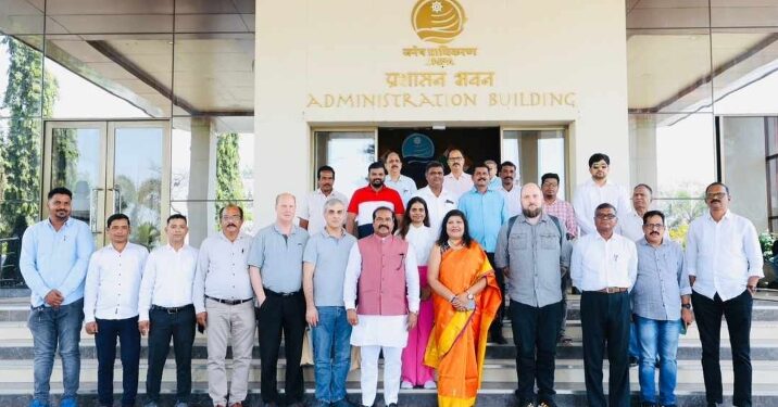 लंडन येथील शिष्टमंडळाची जेएनपीए बंदराला भेट