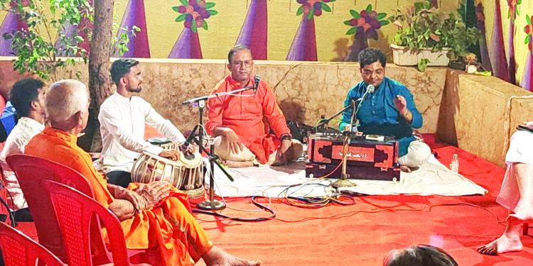 वर्धापन दिन सोहळ्यात भक्ती संगीताची मैफल