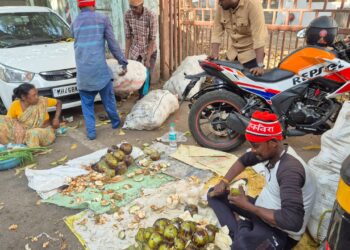 महानगर पालिकेची स्थानिकांवर कारवाई