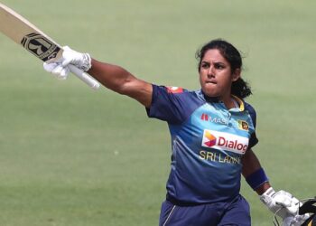 एकदिवसीय क्रिकेटमध्ये घडला इतिहास