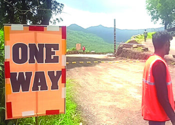 कोकणवासियांना भुयारबंद; मुंबईकडे जाणार्‍या वाहनांना बंदी