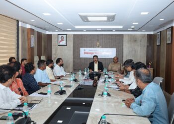 नार्वेकर प्रकरणाची चौकशी करणार