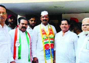 संजोग वाघेरे पाटलांचा उमेदवारी अर्ज दाखल