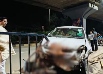 भाजपचे माजी मंत्री डॉ.परिणय फुके यांच्या कारला भीषण अपघात