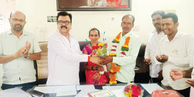 ऐनघरच्या उपसरपंचपदी भगवान शिद यांची बिनविरोध निवड