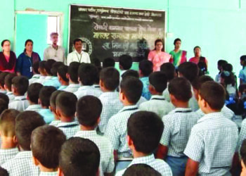 मीनाक्षी पाटील यांना पीएनपी संकुलात श्रद्धांजली