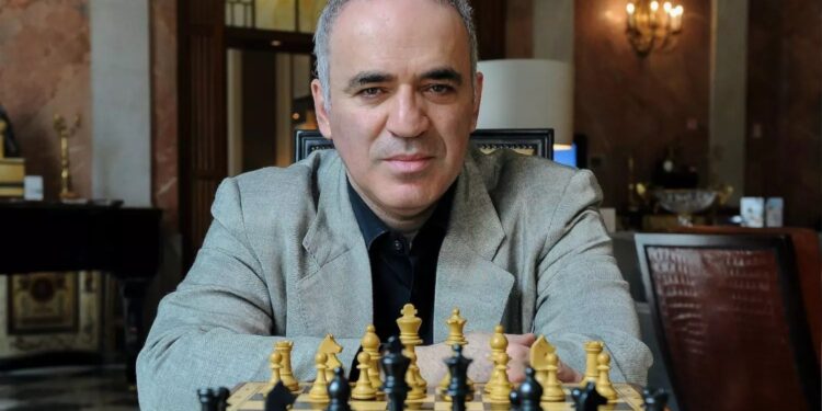 टोरांटोमध्ये भारतीय वादळः गॅरी कॅस्पारोव