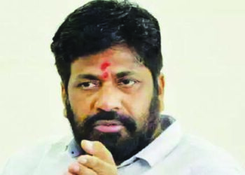 कडूंचा काँग्रेस उमेदवाराला पाठिंबा