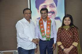 महायुतीत अजून आठ जागांवर तिढा