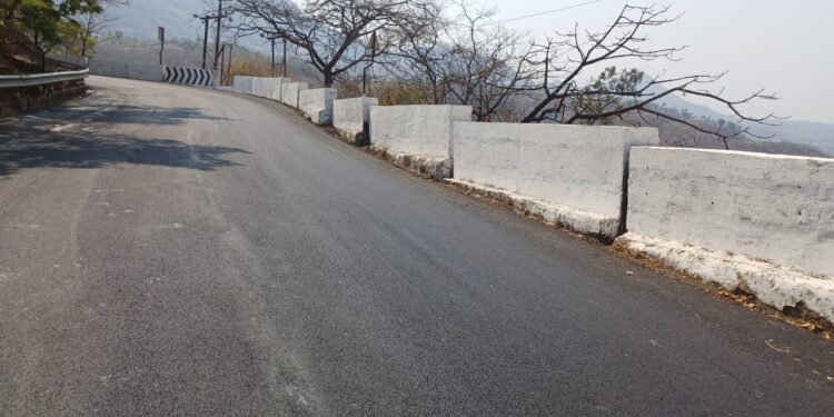 माथेरान घाटरस्ता बनला सुरक्षित