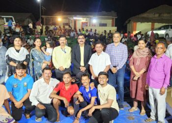 जिल्हाधिकारी पोहचले सिद्धेश्वर आदिवासी वाडीवर