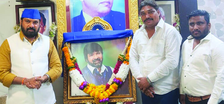 मनोज संसारे यांची जयंती साजरी