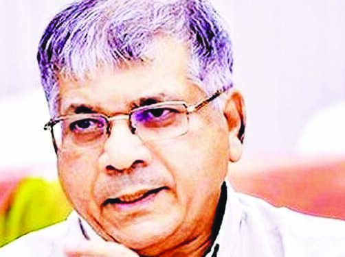 मोदींनी भाजपचे नाव मिटवले, आरएसएस संपवली