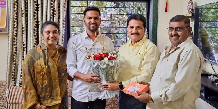 जितेंद्र सोनवणे महाराष्ट्रात अव्वल