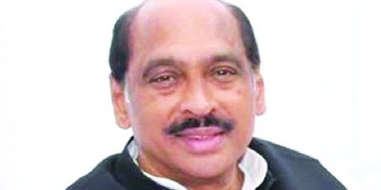 शिंदेंकडून ठाकरेंचा विश्वासघात