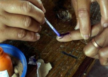 मतदारांच्या बोटावर लागणारी शाई झाली 62 वर्षांची