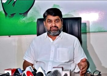 सतेज पाटलांचा महायुतीच्या कार्यकर्त्यांना इशारा