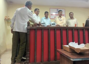 ई-पॉस मशिनचे वाटप