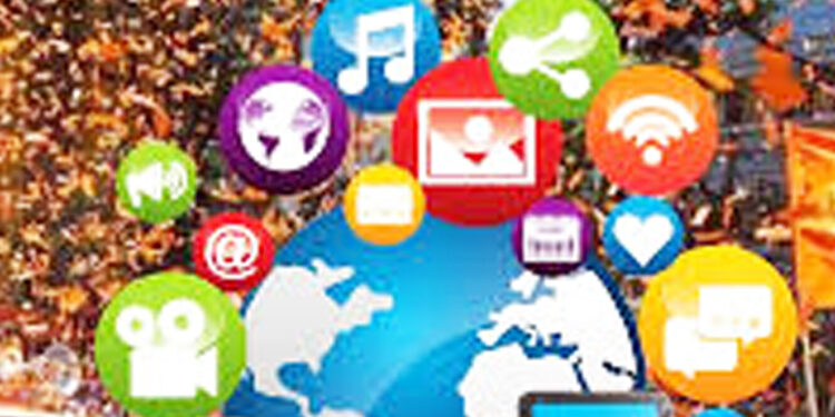 सोशल मीडियावरही प्रचाराचा धुरळा