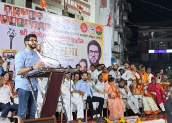 मतदारांनो मनातील मशाल पेटवा: आदित्य ठाकरे