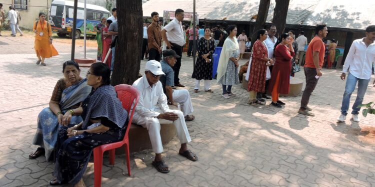 मावळमध्ये दुपारी 1 पर्यंत 27.14 टक्के मतदान