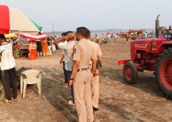 हातगाडयांना नगरपरिषदेचा दणका