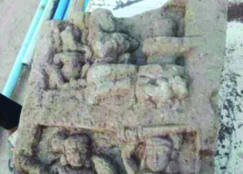 खोदाकामात सापडल्या पुरातन मूर्ती