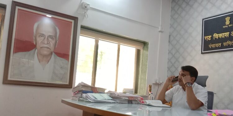 लोकनेते दिबांंच्या फोटोचे अनावर