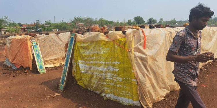 अवकाळीने वीटभट्ट्या उद्ध्वस्त