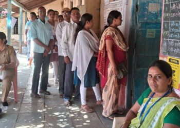 दुपारी तीन वाजेपर्यंत 41.43 टक्के मतदान