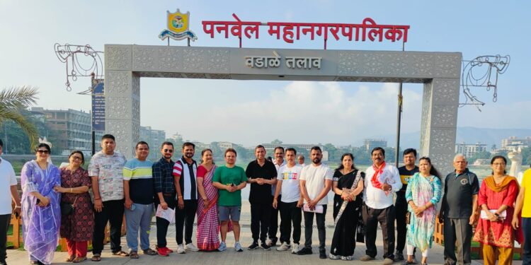 महाविकास आघाडीचे मतदारांसमवेत मॉर्निंग वॉक