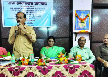 राष्ट्रीय शैक्षणिक धोरणामुळे पन्नास टक्के शाळा बंद होतील: श्रीराम पुरोहित