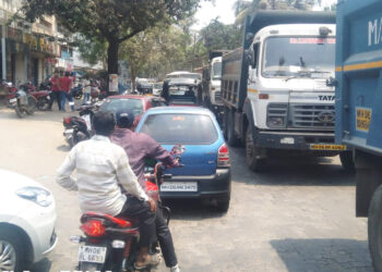 चौलनाका येथील रस्त्याची दुरवस्था