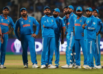 संघ निवडीत मोठा पक्षपात