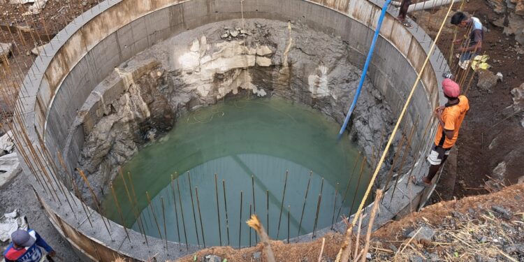 वर्षभरात नवीन विहिर खोदण्याची वेळ