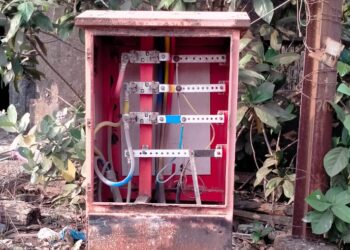 सप्लाय बॉक्स ठरतोय मृत्यूचा सापळा